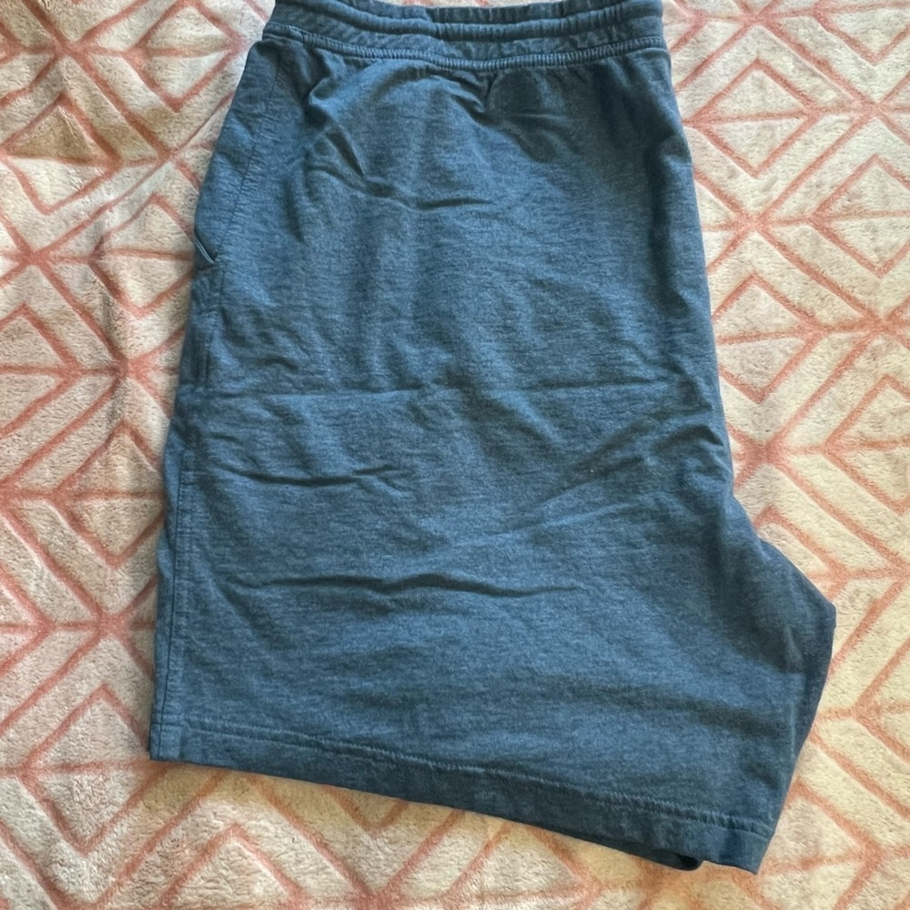 #15 Lounge shorts